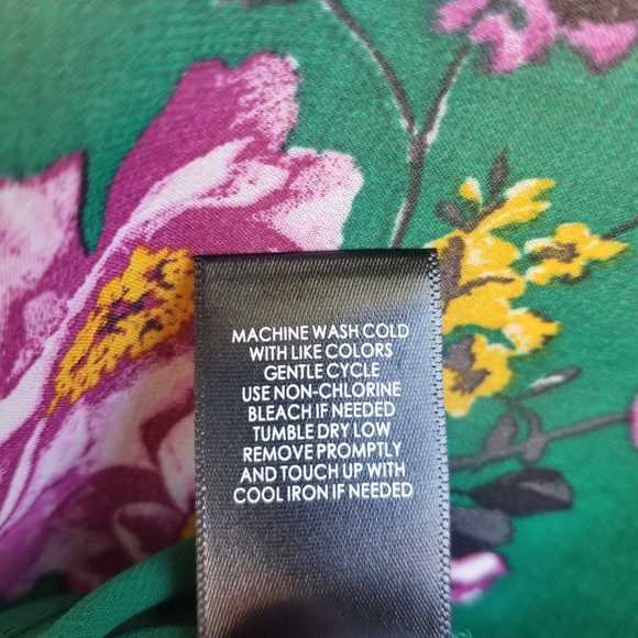 🌸HOST PICK🌸 NWT Torrid Floral Chiffon Swing Cami - Picture 6 of 8